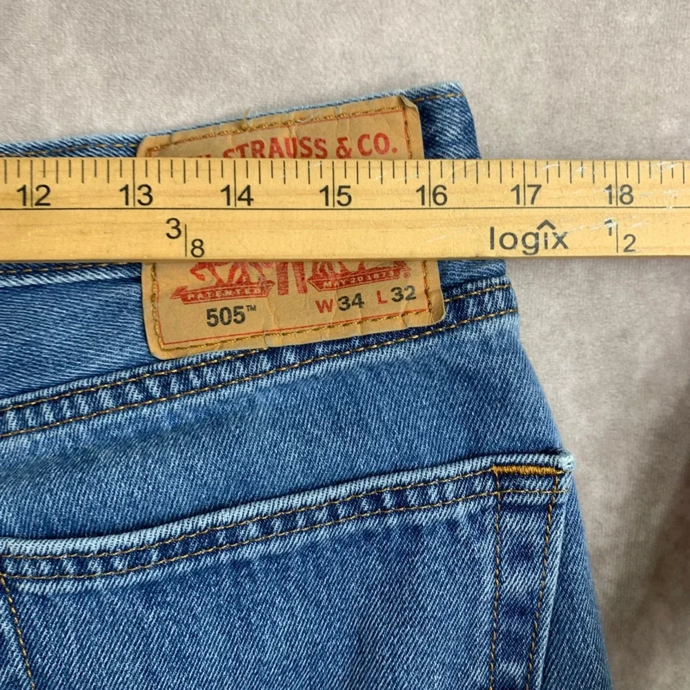 Levis 505 Regular Fit Straight Leg Jeans Mens 34x32‎ Blue Medium Wash Denim
